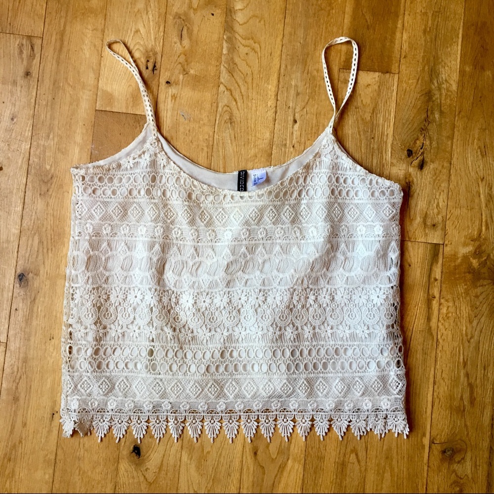 WHITE LACE H+M GORGEOUS SPAGHETTI STRAP TOP